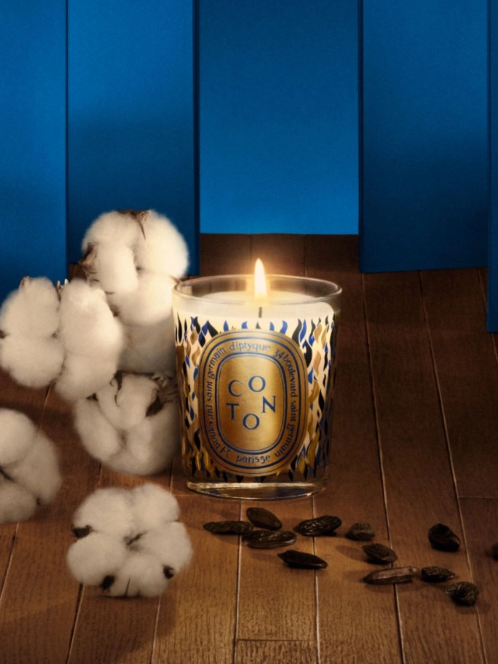 DiptyqueCoton Classic Candle 70g at Fashion Clinic