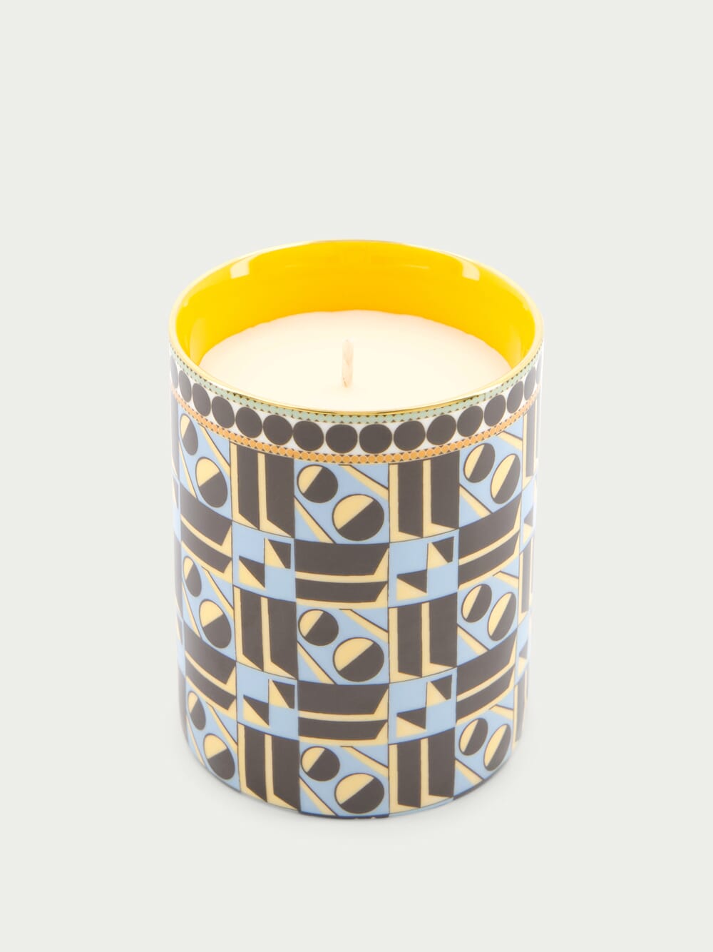 La DoubleJMilano Scented Candle (320g) at Fashion Clinic