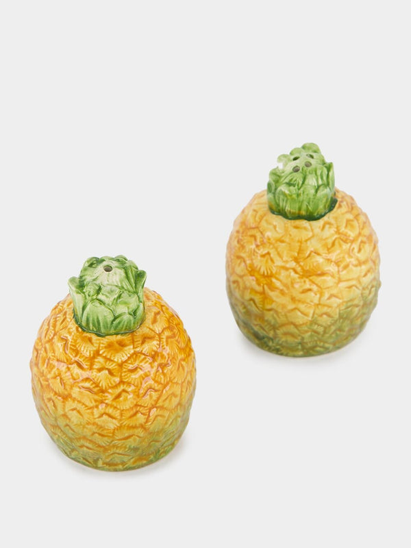 Les OttomansPineapple Salt and Pepper Set at Fashion Clinic