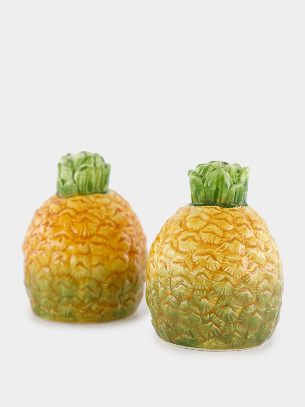 Les OttomansPineapple Salt and Pepper Set at Fashion Clinic