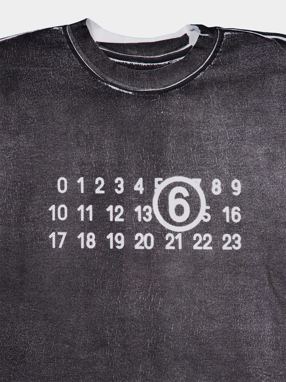 MM6 Maison MargielaSignature Numbers Motif Two-Tone T-Shirt at Fashion Clinic