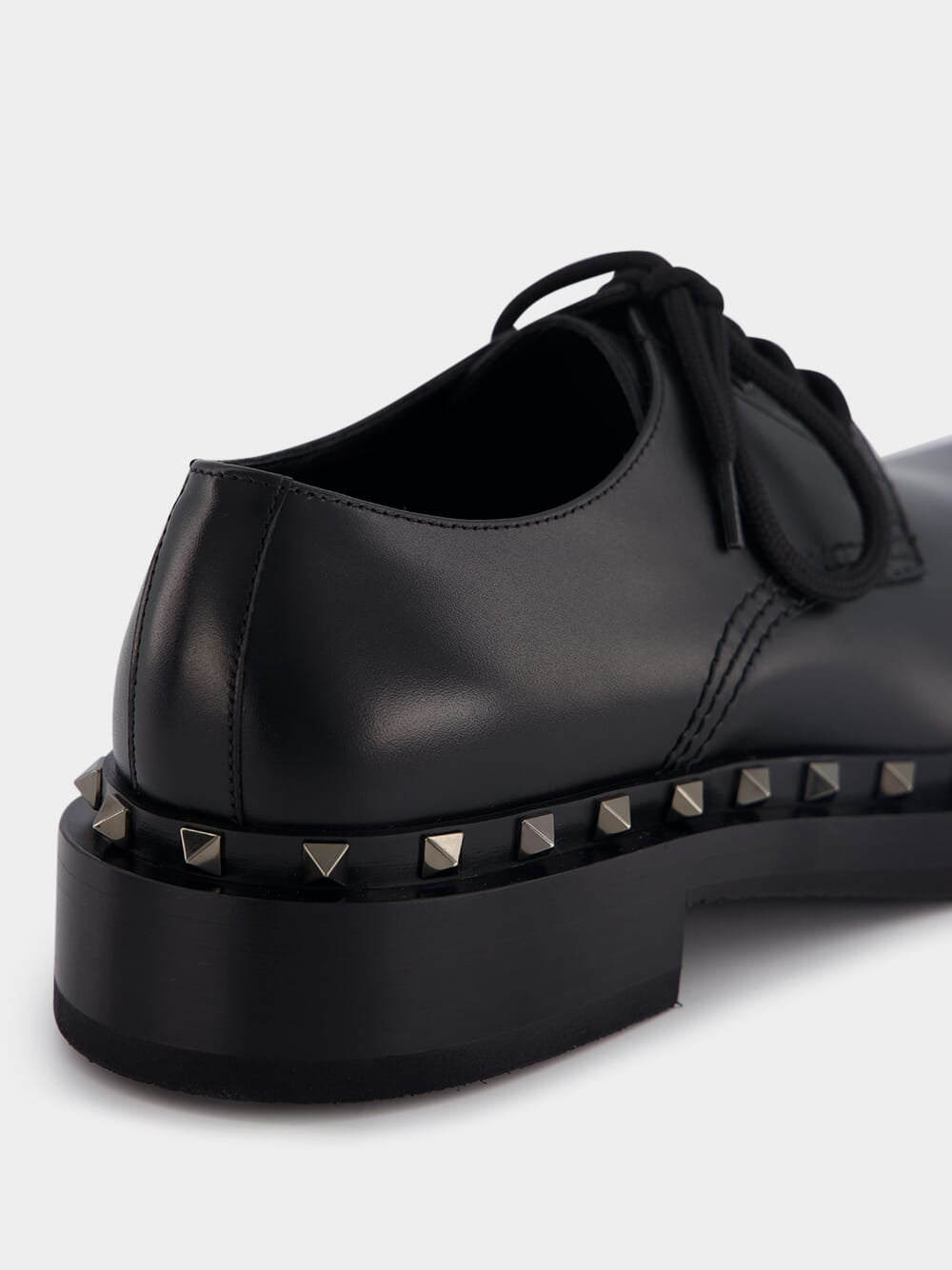 Valentino GaravaniM-Way Rockstud Leather Derby Shoes at Fashion Clinic